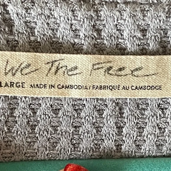 We The Free Gray Waffle Knit Top Oversized Slouchy Streetstyle Lagenlook Large - Picture 5 of 9